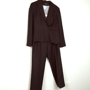 Signature by Larry Levine Navy 2 Pc Suit  Lining Blend  Size 12P